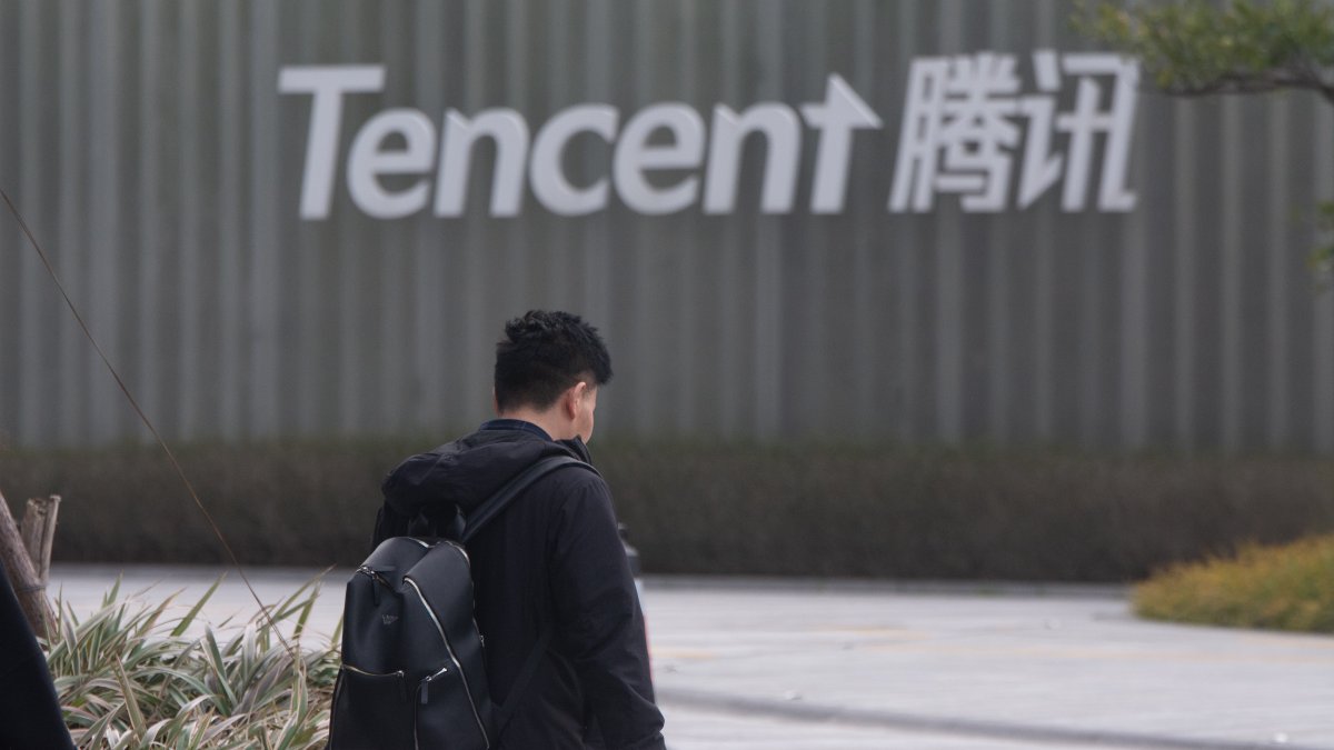 Truf Administrasi Berdebat Mengizinkan Cina Perusahaan Tencent ke Menyimpan Dia Taruhannya di dalam U.S. Permainan Perusahaan Seperti sebagai Fortnite Pembuat Epik Dan Liga Dev Kerusuhan